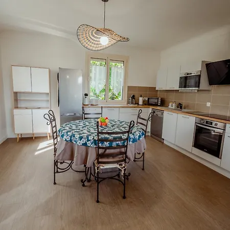 Agreable Maison De A Lacapelette