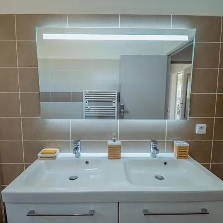 Agreable Maison De A Lacapelette Feriehus *