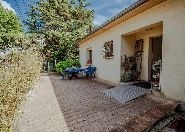 度假居 Agreable Maison De A Lacapelette Durfort-Lacapelette