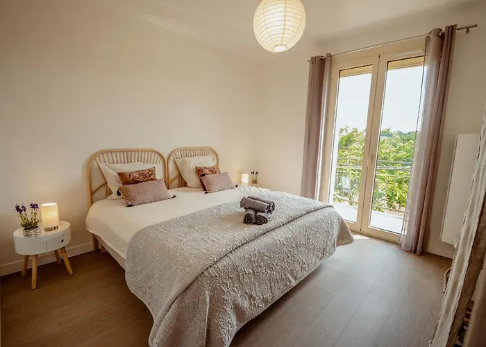 Agreable Maison De A Lacapelette