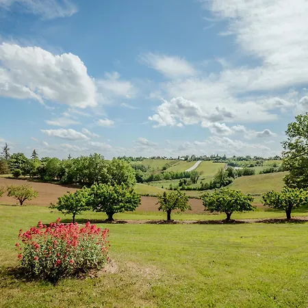 Holiday home Agreable Maison De A Lacapelette