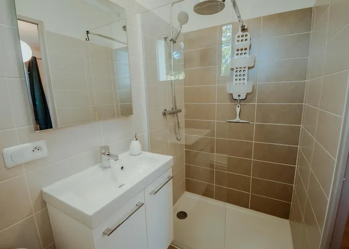 Agreable Maison De A Lacapelette Vakantiehuis