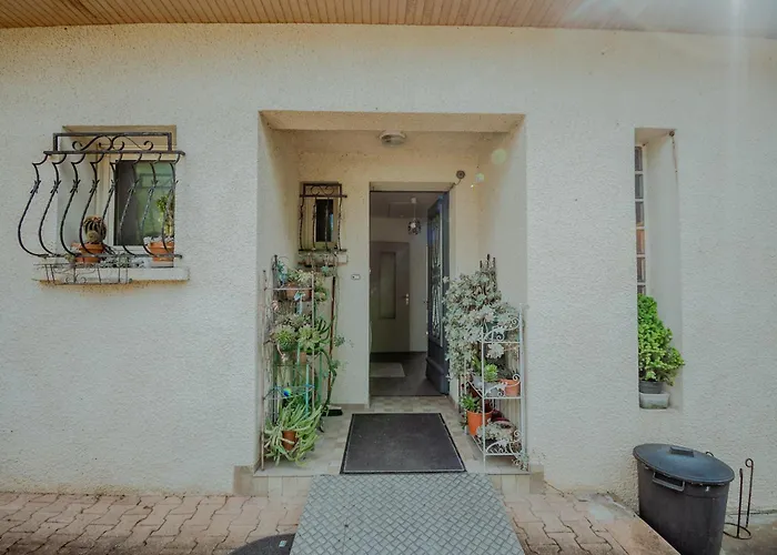 Agreable Maison De A Lacapelette * Durfort-Lacapelette