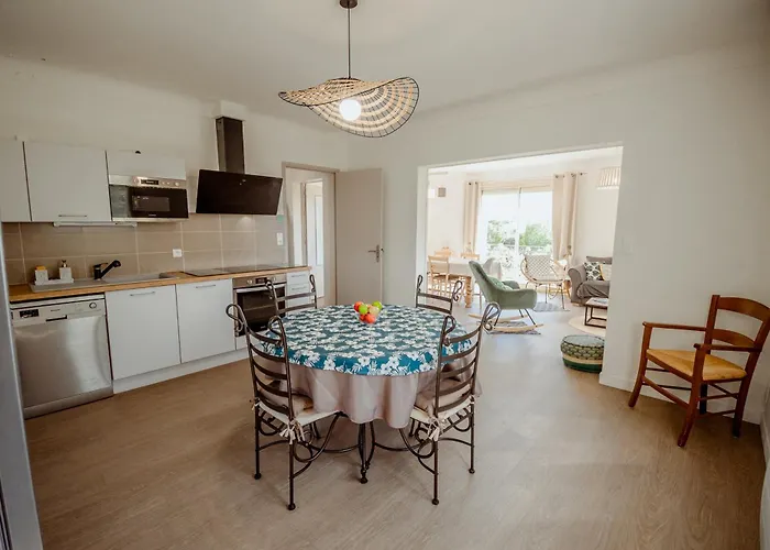 Agreable Maison De A Lacapelette * Durfort-Lacapelette